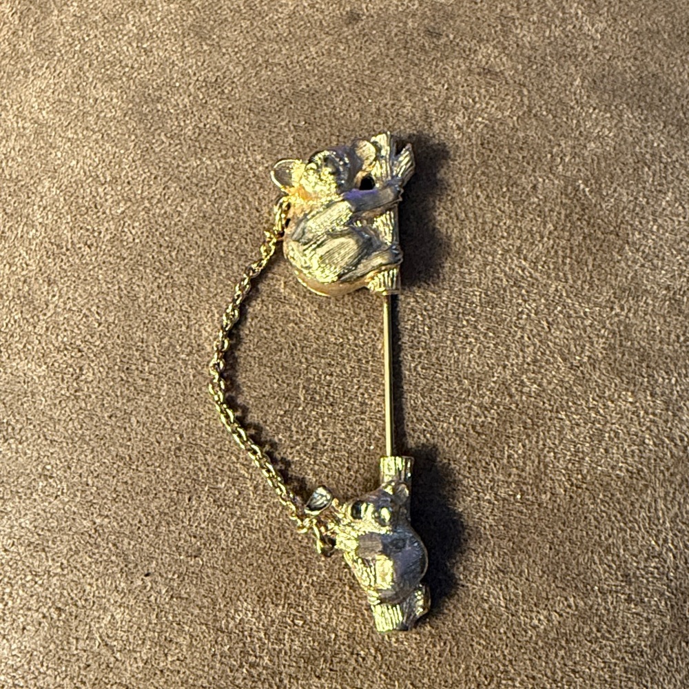 **3/$15** Vintage Avon koala bear mother baby brooch stickpin gold tone